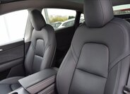 Tesla Model Y SUV / Terénní 0,0 378 kw