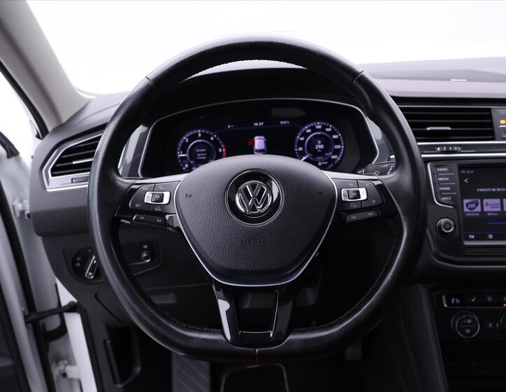 Volkswagen Tiguan 20
