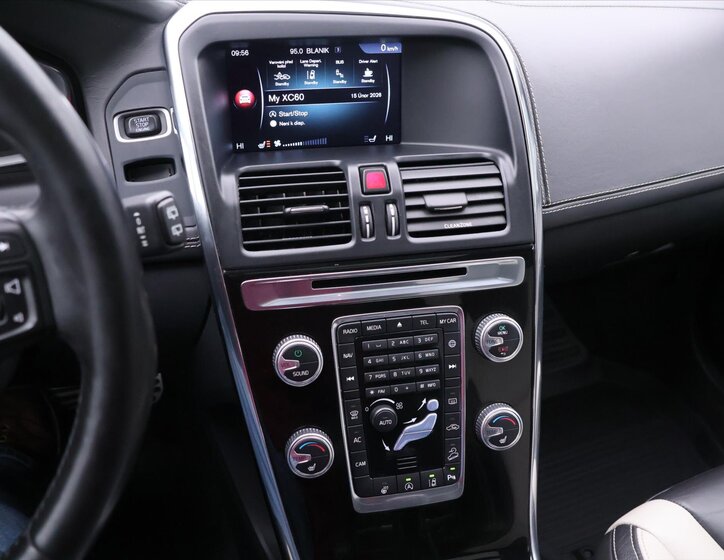 Volvo XC60 SUV 2,4 l 140 kw