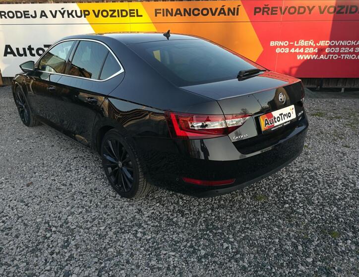 Škoda Superb 4