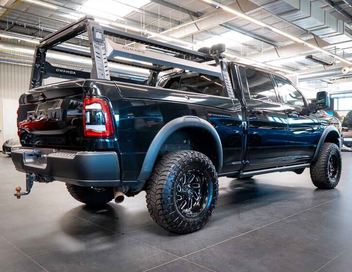 Dodge RAM Pick-up 6,4 l 306 kw