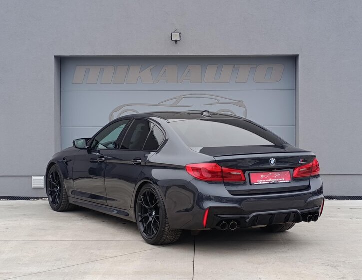 BMW M5 Sedan 4,4 l 460 kw
