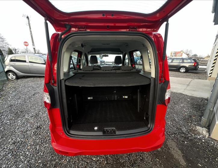 Ford Tourneo Courier 21