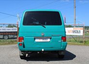 Volkswagen Caravelle Kombi 2,4 l 57 kw