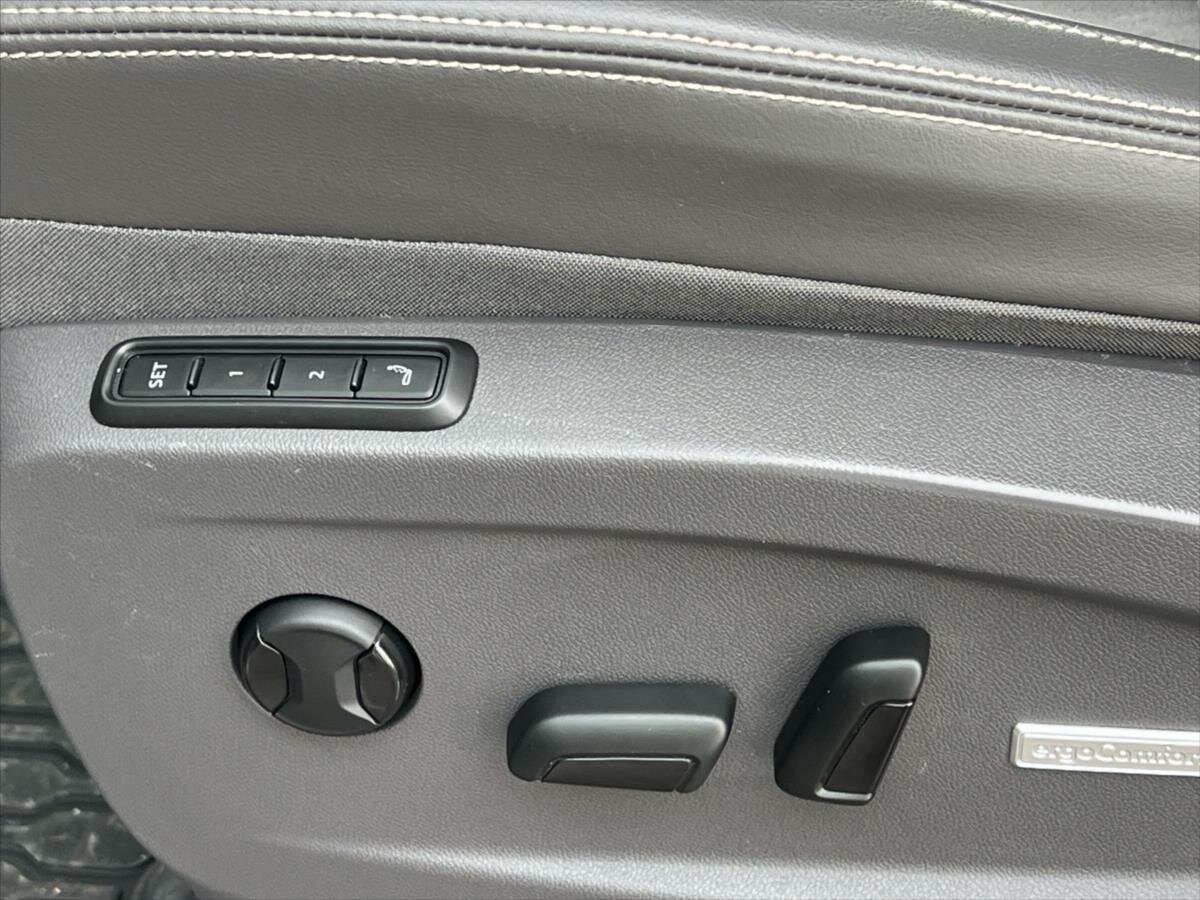 Volkswagen Multivan VAN-Minibus 2,0 l 150 kw