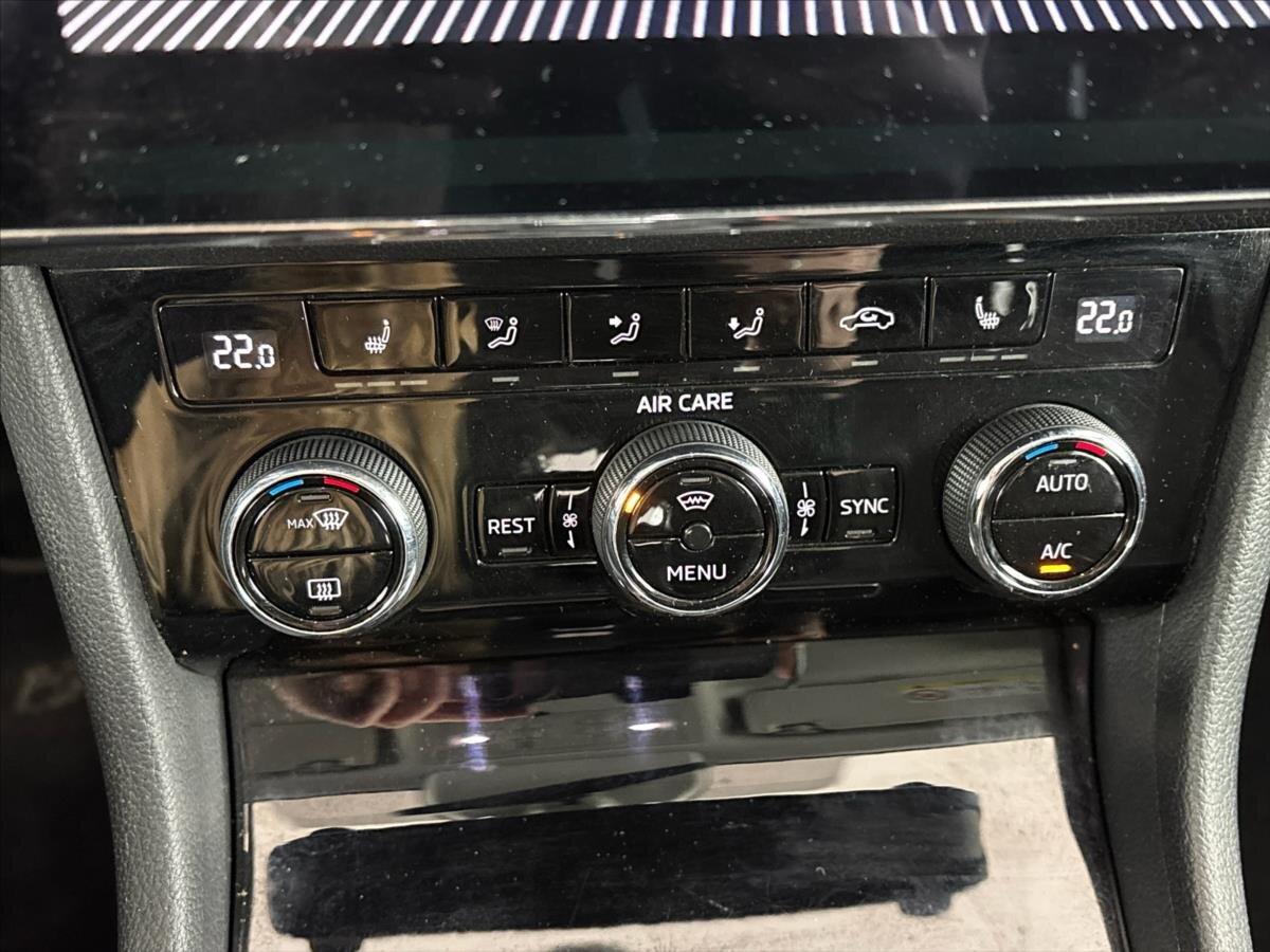 Škoda Superb Kombi 2,0 l 140 kw