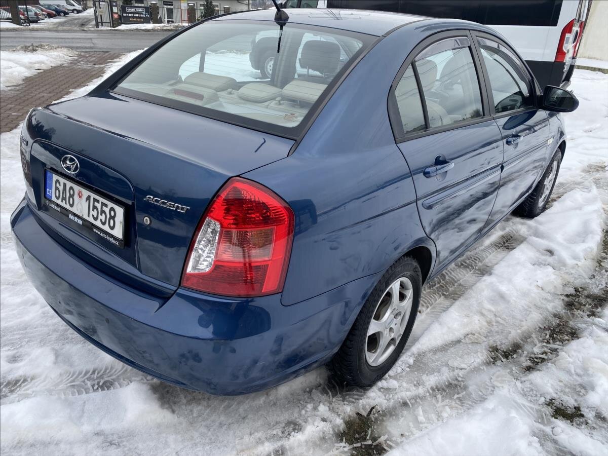 Hyundai Accent
