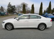 Volkswagen Passat Sedan / Limuzína 1,5 l 110 kw