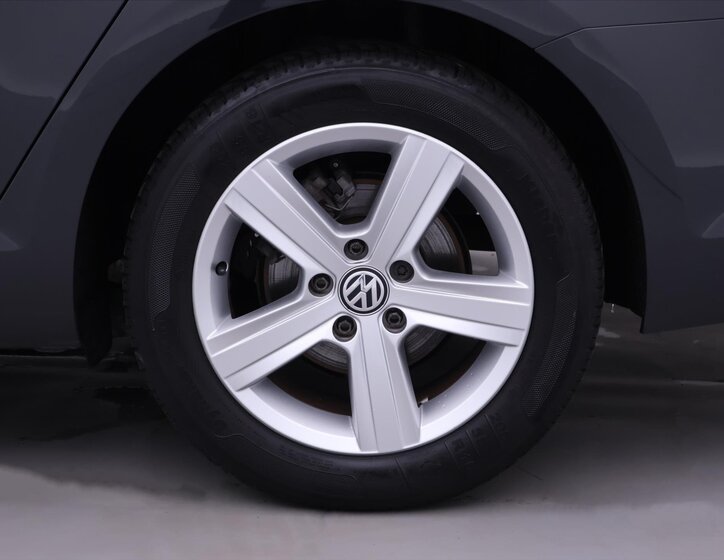 Volkswagen Golf Kombi 1,6 l 81 kw