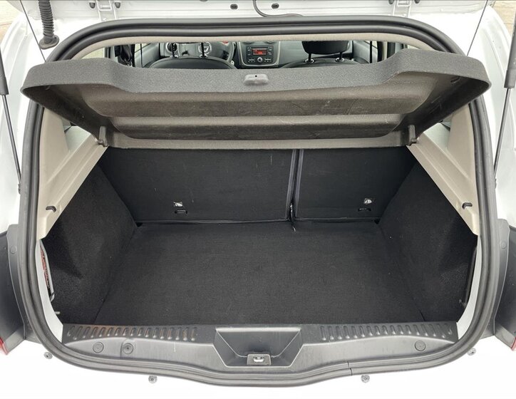 Dacia Sandero Hatchback 1,1 l 54 kw