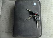 Volkswagen Caravelle 24