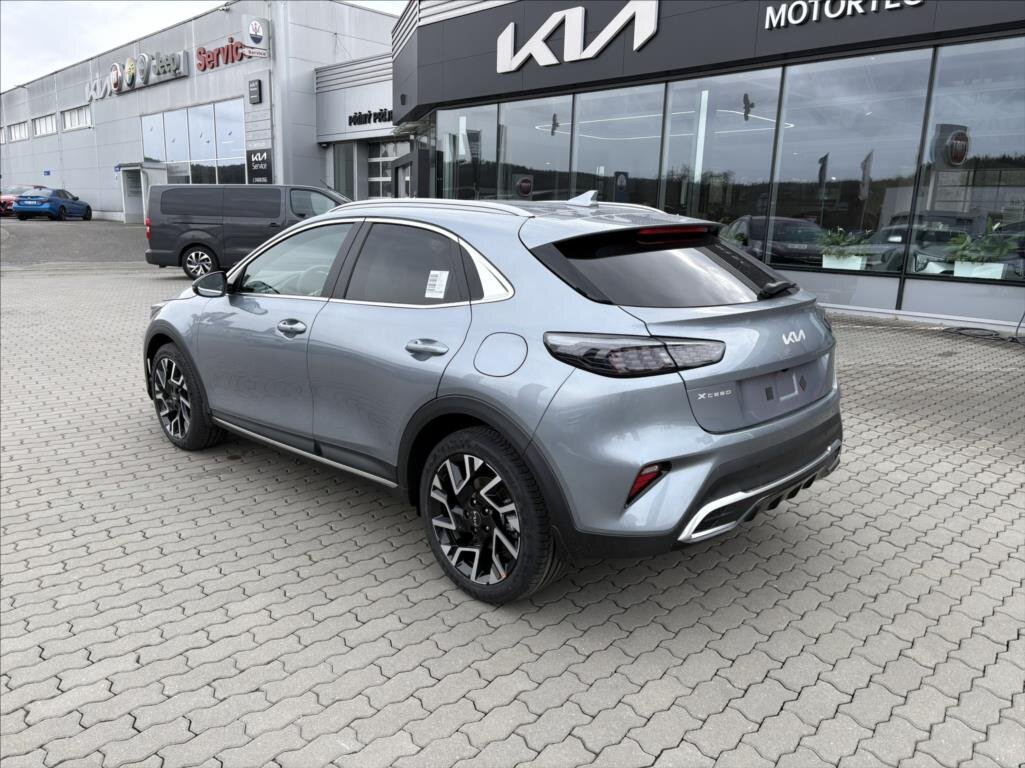 KIA XCeed SUV / Terénní 1,6 l 110 kw