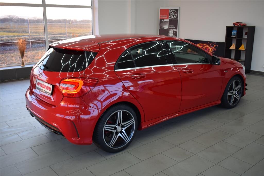 Mercedes-Benz Třídy A Hatchback 2,0 l 155 kw