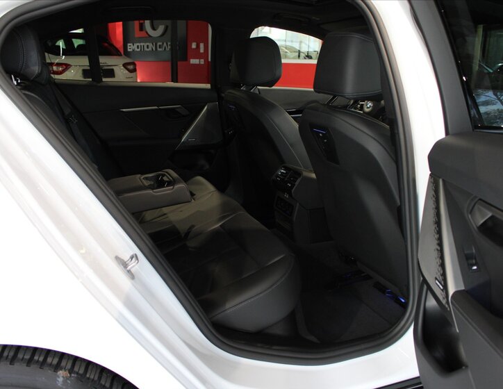 BMW Řada 5 Sedan / Limuzína 3,0 l 210 kw