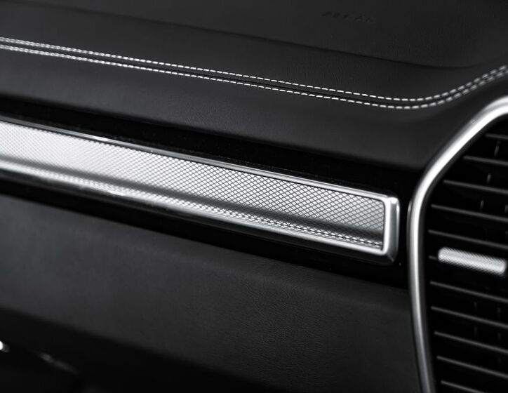 Porsche Cayenne SUV 4,0 l 338 kw