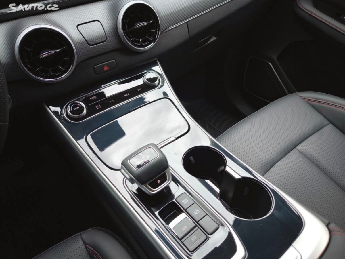 Dongfeng Ostatní SUV 0,0 130 kw