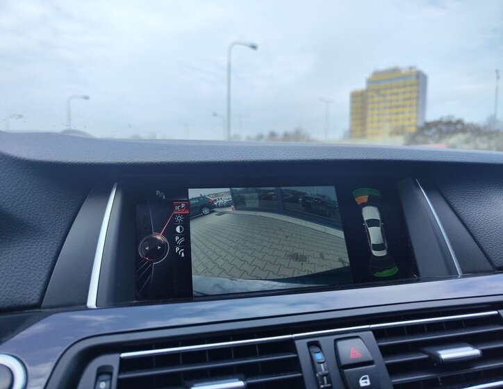 BMW Řada 5 Sedan / Limuzína 2,0 l 140 kw