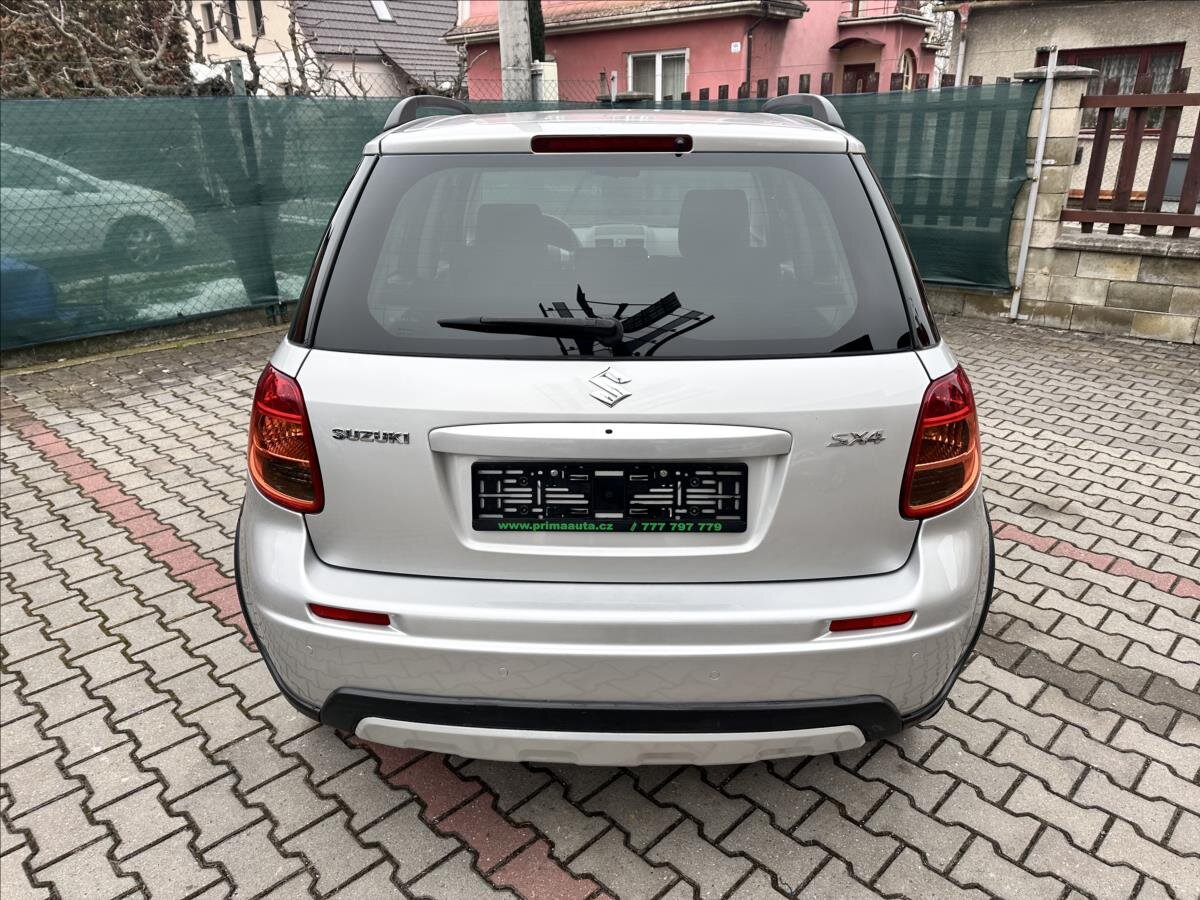 Suzuki SX4