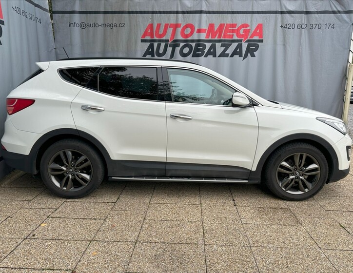 Hyundai Santa Fe 4