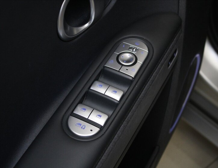 Hyundai Ioniq 5 SUV / Terénní 10,0 168 kw