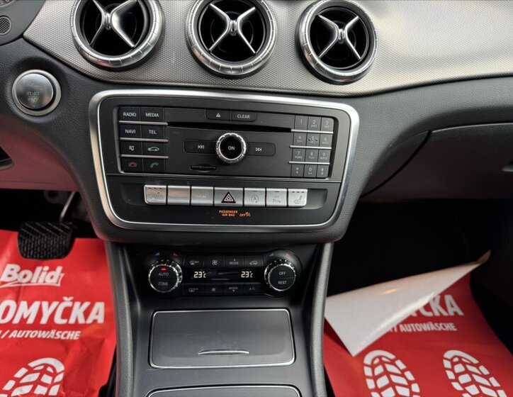 Mercedes-Benz CLA 18