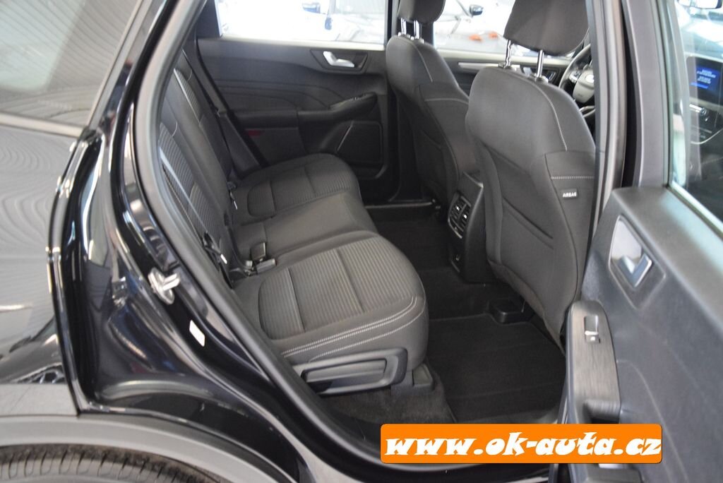 Ford Kuga SUV / Terénní 2,5 l 112 kw