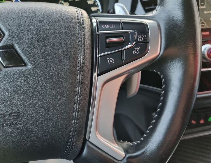 Mitsubishi Outlander 16