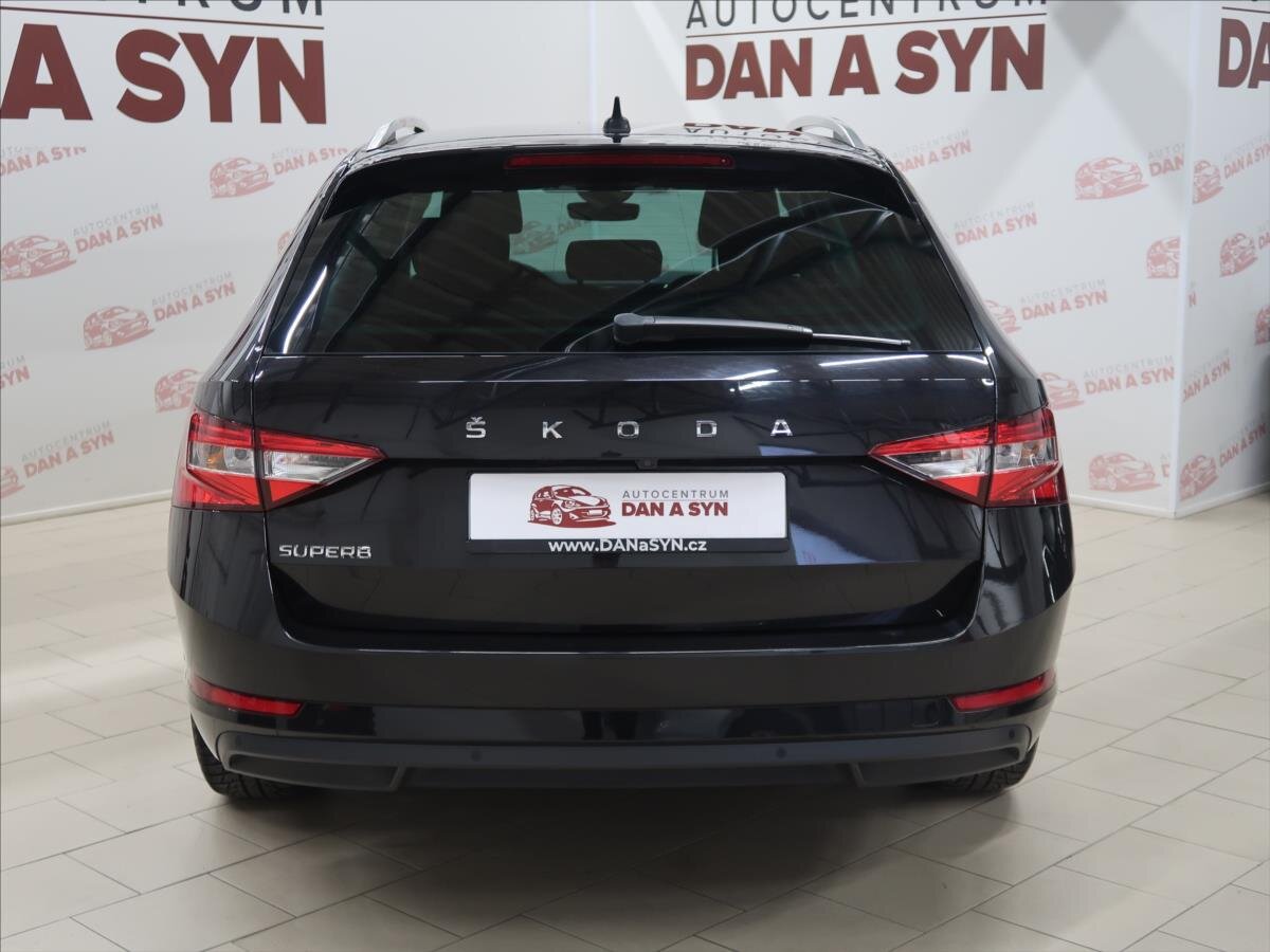Škoda Superb