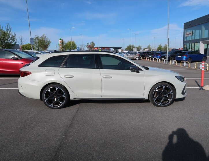 Cupra Leon Kombi 1,5 l 110 kw