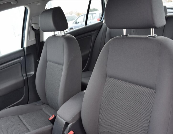 Volkswagen Golf Hatchback 1,9 l 66 kw