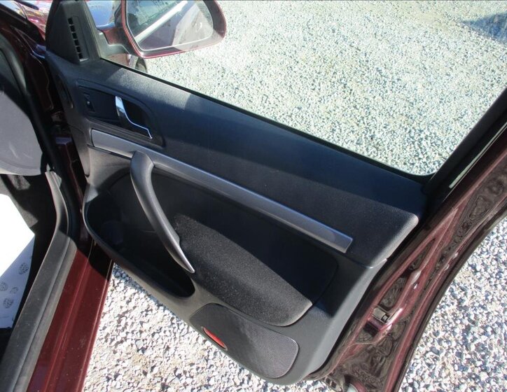 Škoda Octavia Sedan / Limuzína 2,0 l 103 kw