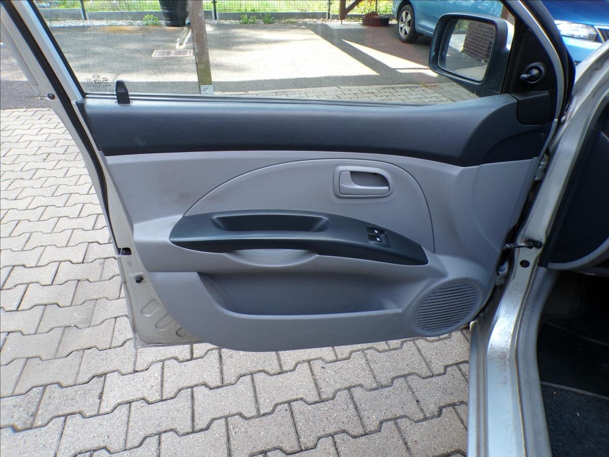 KIA Picanto Kombi 1,1 l 48 kw