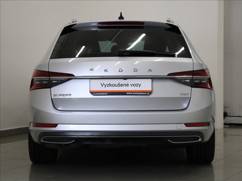 Škoda Superb