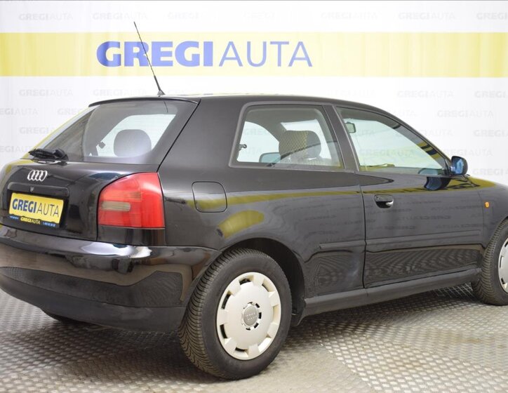 Audi A3 Hatchback 1,6 l 74 kw