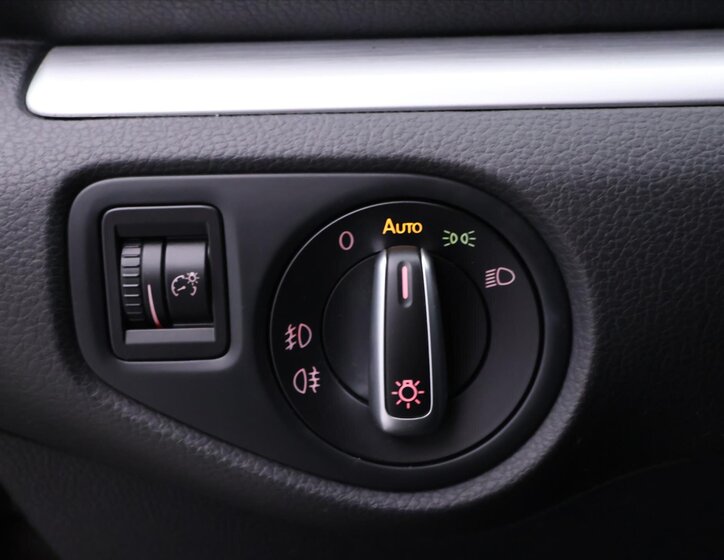 Volkswagen Sharan MPV 2,0 l 130 kw