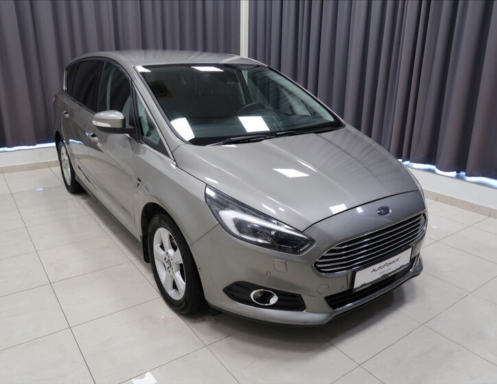 Ford S-MAX MPV 2,0 l 132 kw