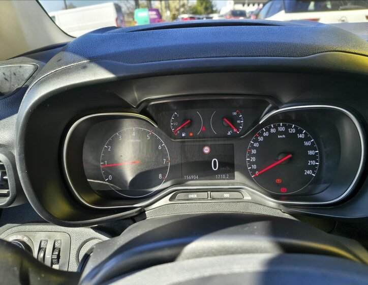 Opel Combo MPV 1,5 l 96 kw