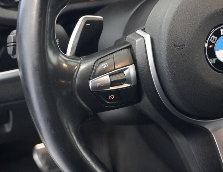 BMW X4 SUV / Terénní 3,0 l 230 kw