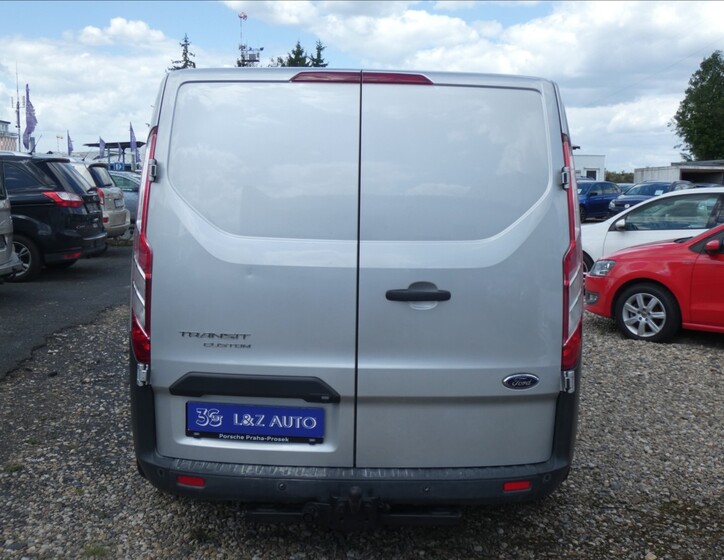 Ford Transit Custom 5