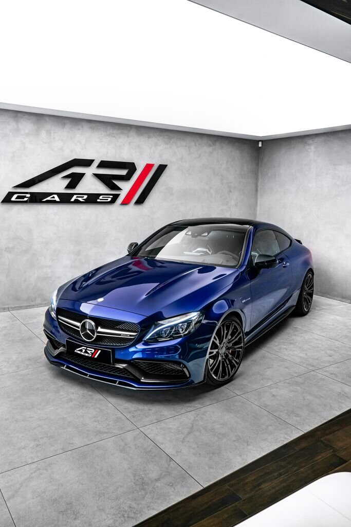 Mercedes-Benz Třídy C Kupé 4,0 l 375 kw