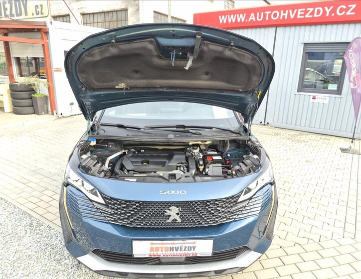 Peugeot 5008 MPV 1,6 l 133 kw