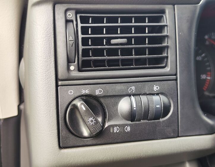 Volkswagen Multivan 25