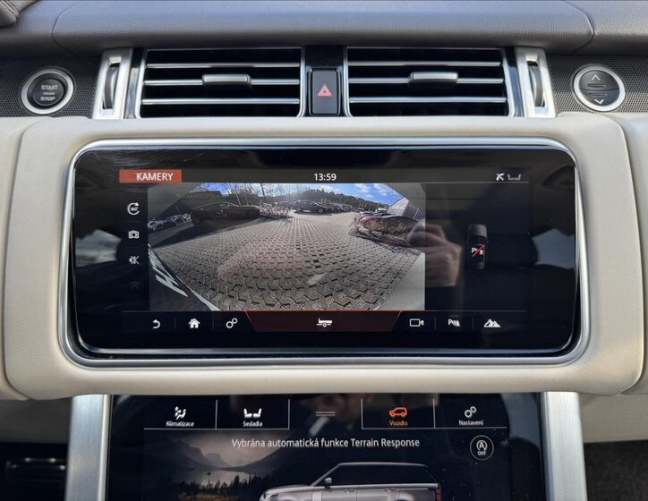 Land Rover Range Rover SUV 3,0 l 221 kw