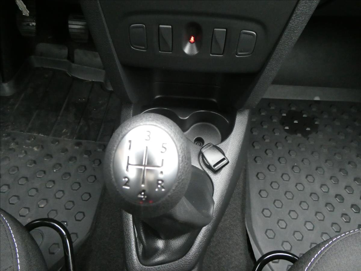 Dacia Logan Sedan / Limuzína 999,0 54 kw