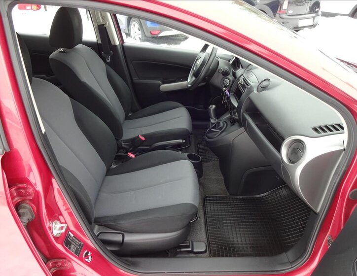 Mazda 2 Hatchback 1,3 l 55 kw