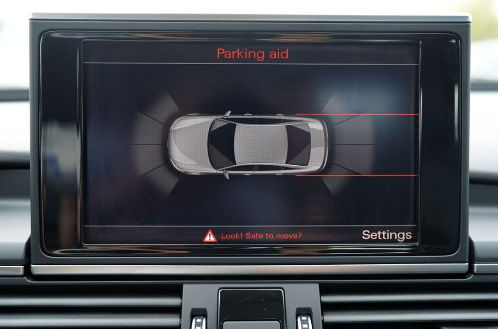 Audi A6 Sedan / Limuzína 2,8 l 150 kw