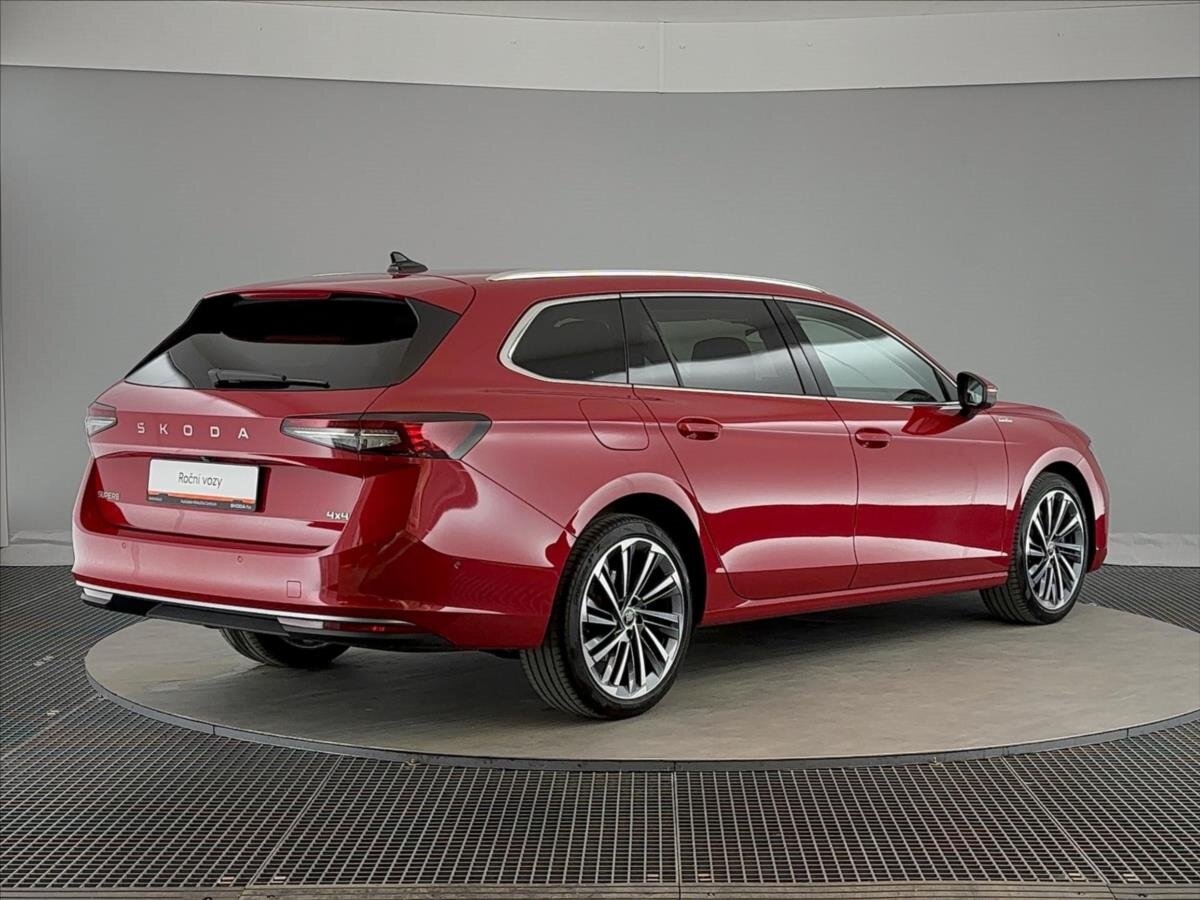 Škoda Superb Kombi 2,0 l 142 kw
