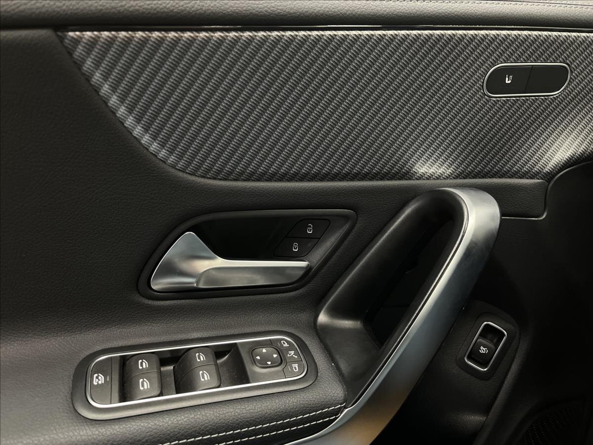 Mercedes-Benz CLA Kupé 2,0 l 85 kw