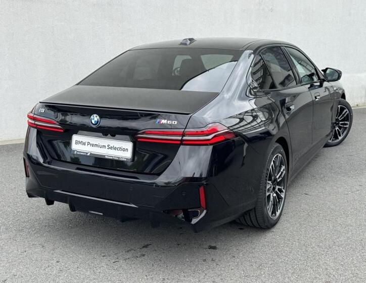 BMW i5 2
