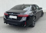 BMW i5 2